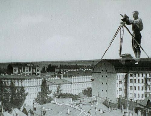 “O Homem da Câmara de Filmar” de Dziga Vertov.